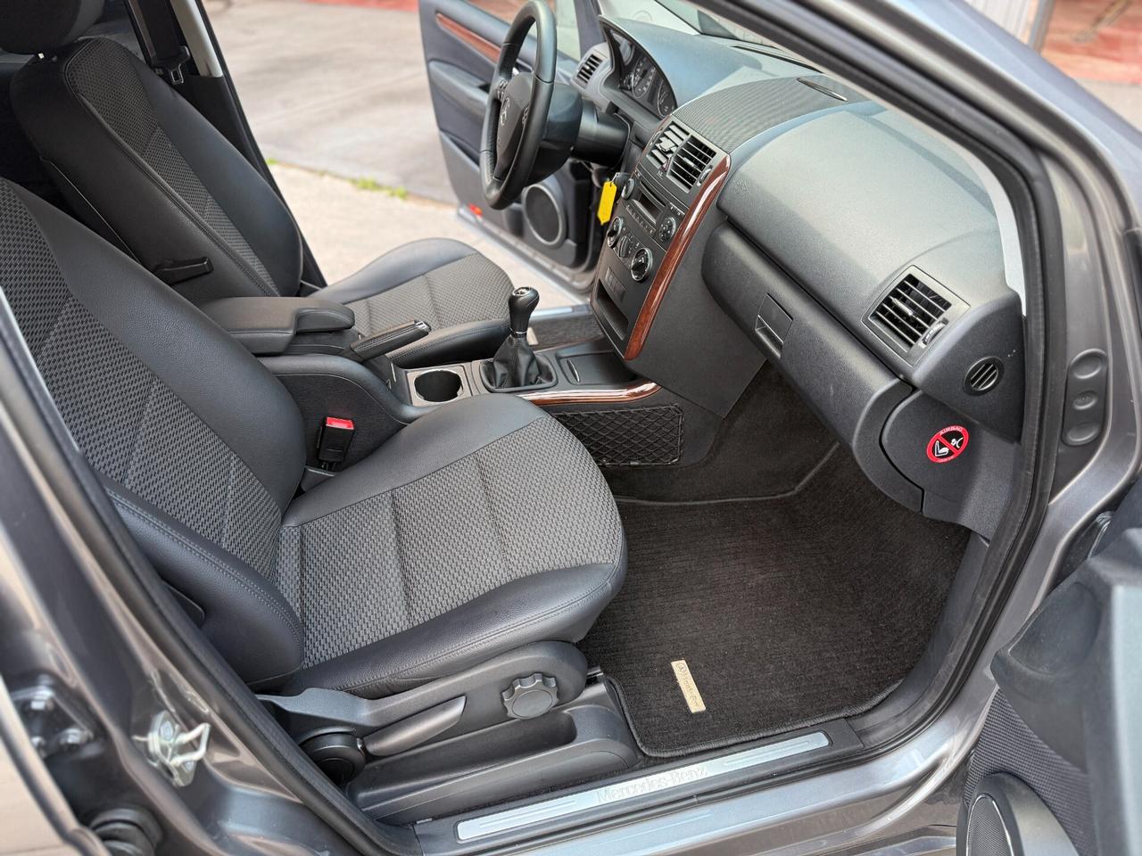 MERCEDES-BENZ A 180 CDI STYLE 109CV