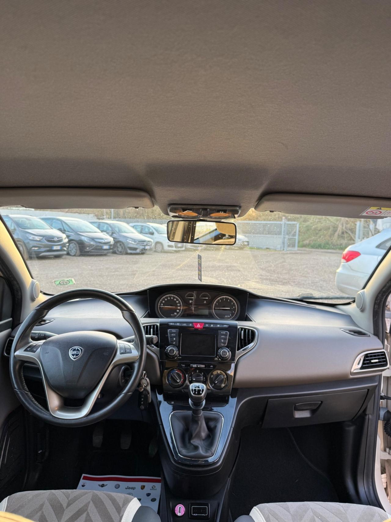 Lancia Ypsilon 1.2 69 CV 5 porte GPL Ecochic Gold