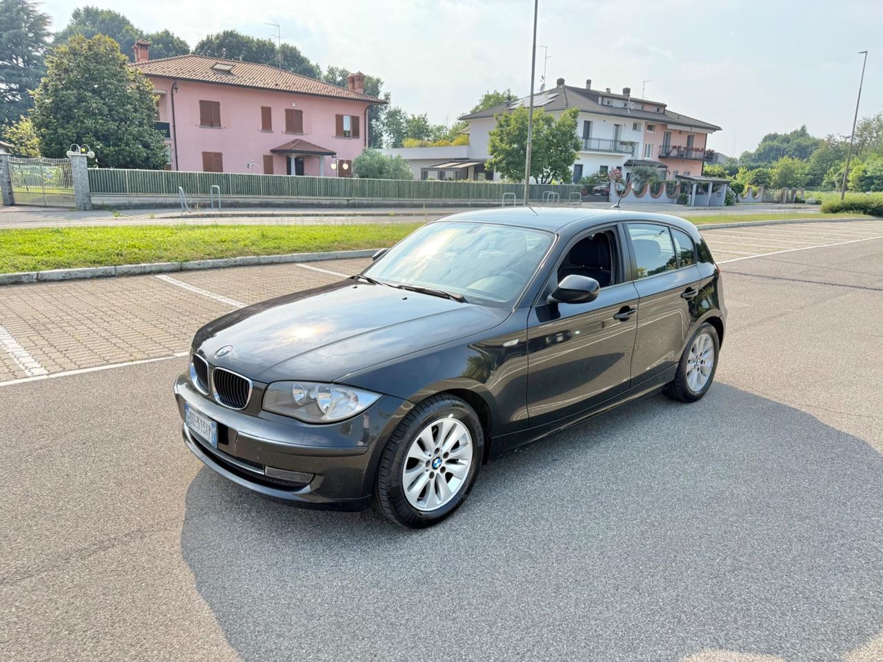 Bmw 118d 143Cv 5P*S&S*Cerchi*Aux*E5