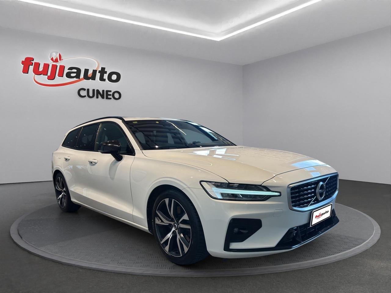 Volvo V60 2.0 d4 R-design awd geartronic my20