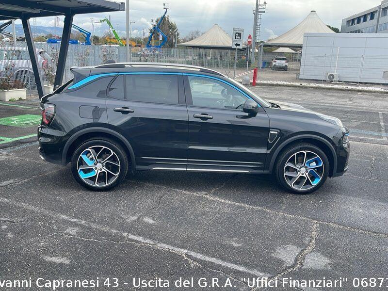 Lynk & Co 01 01 PHEV