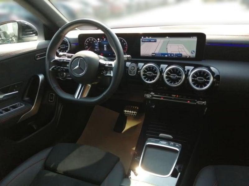 Mercedes-Benz CLA S.Brake CLA 180 Automatic Shooting Brake AMG Line Advanced Plus Camera Mbux 18"