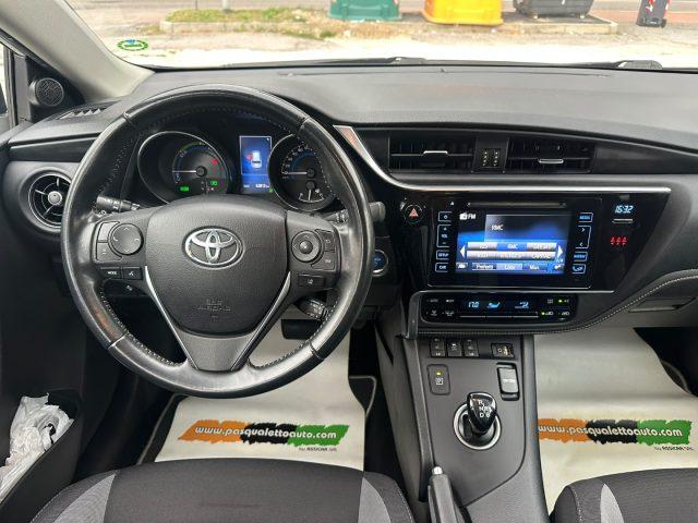 TOYOTA Auris Touring Sports 1.8 Hybrid Business