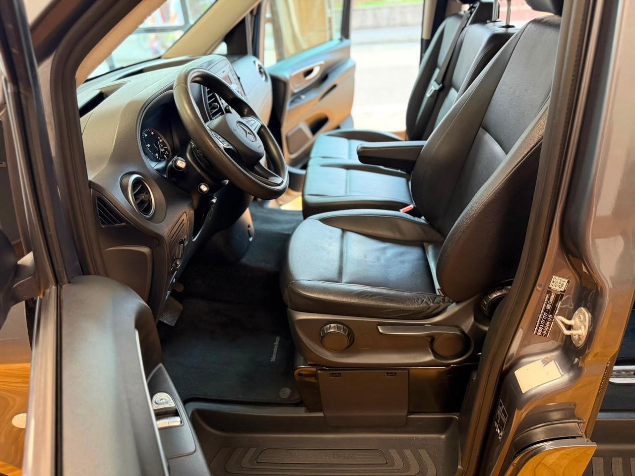 Mercedes-benz Vito MB VITO-TOURER 9PST 2.2CDI Extra-Long VIP