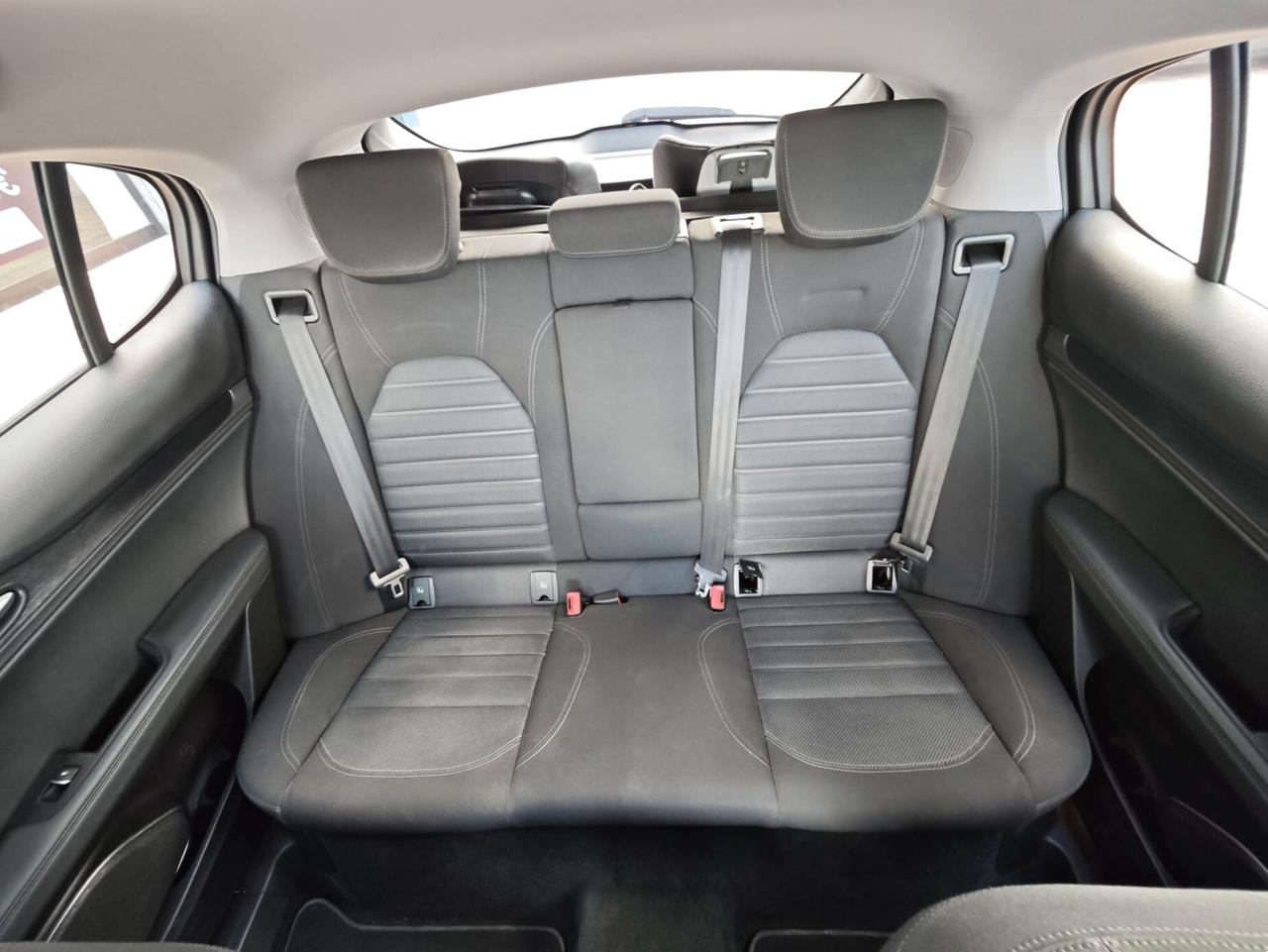 Alfa Romeo Stelvio 2.2 Turbodiesel 190 CV AT8 RWD Business