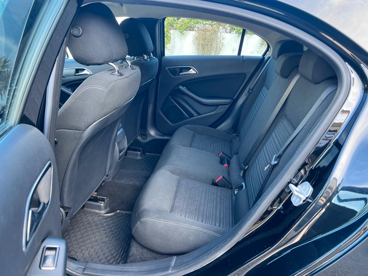 Mercedes-benz A 180 cdi 109cv Executive PDC/CLIMA/TEL. PERFETTA!!