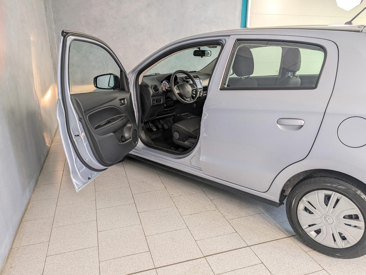 Mitsubishi 1.2 Funky