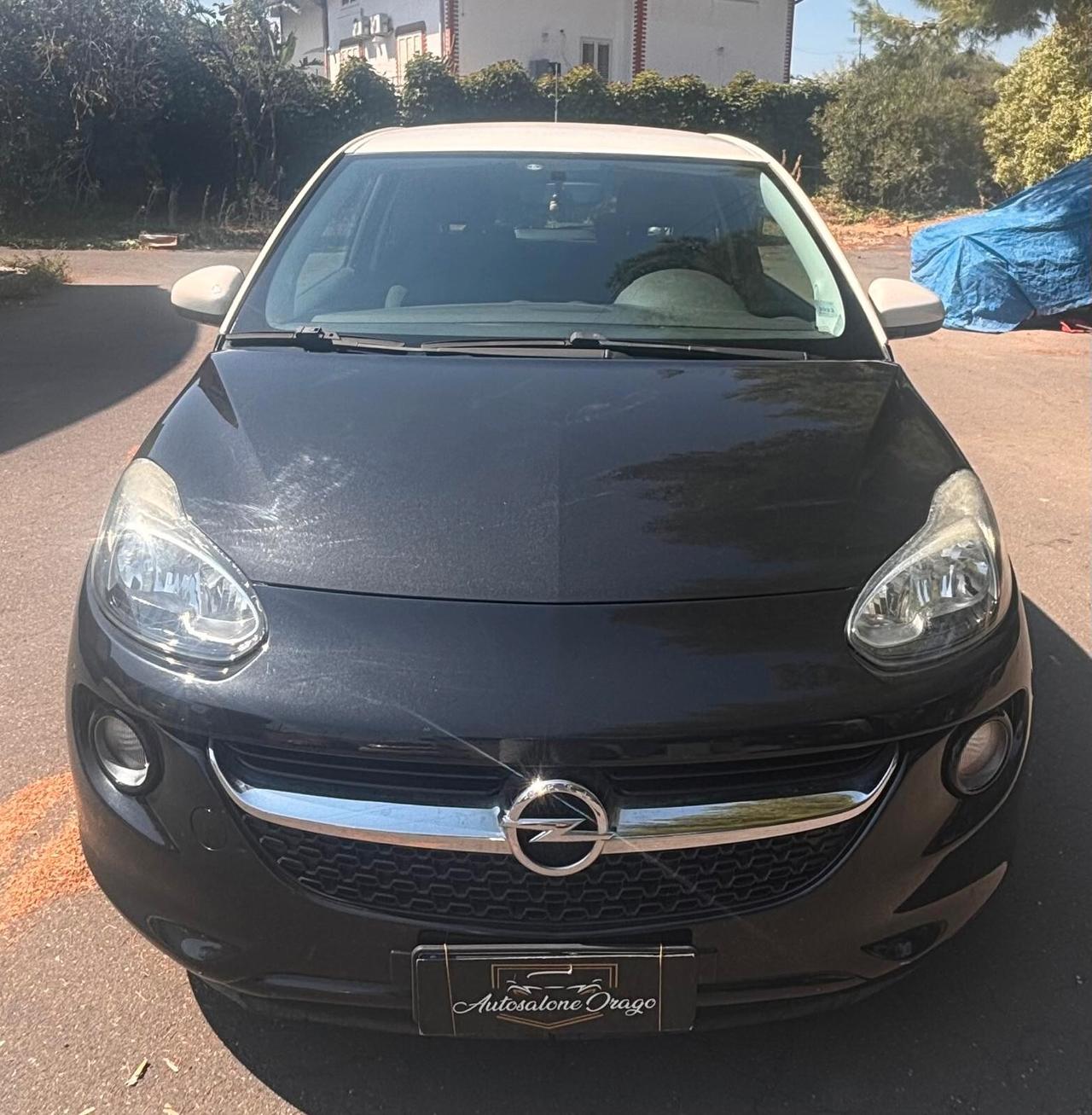 Opel Adam 1.2 70 CV White/Black Link