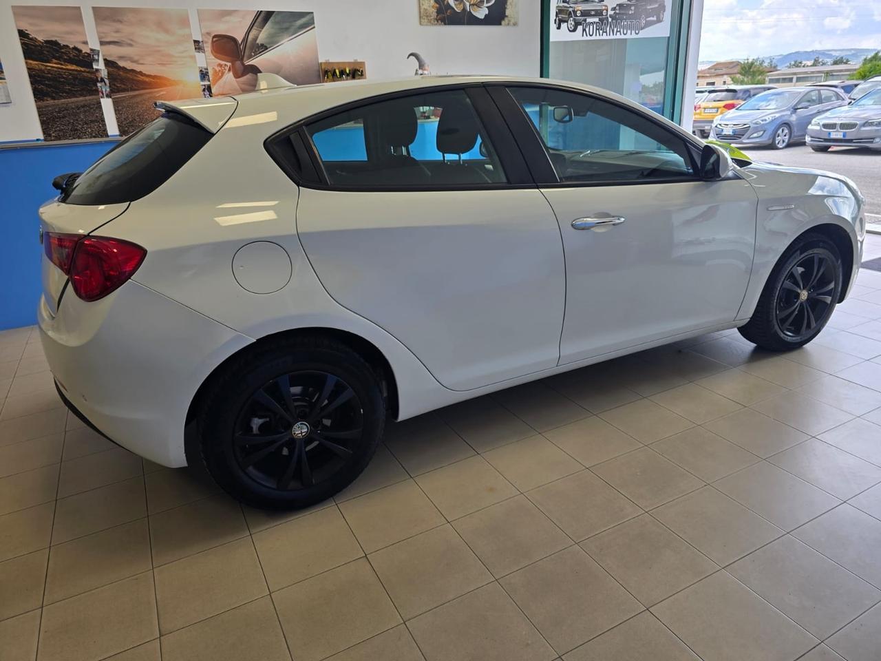Alfa Romeo Giulietta 1.6 JTDm-2 105 CV Exclusive