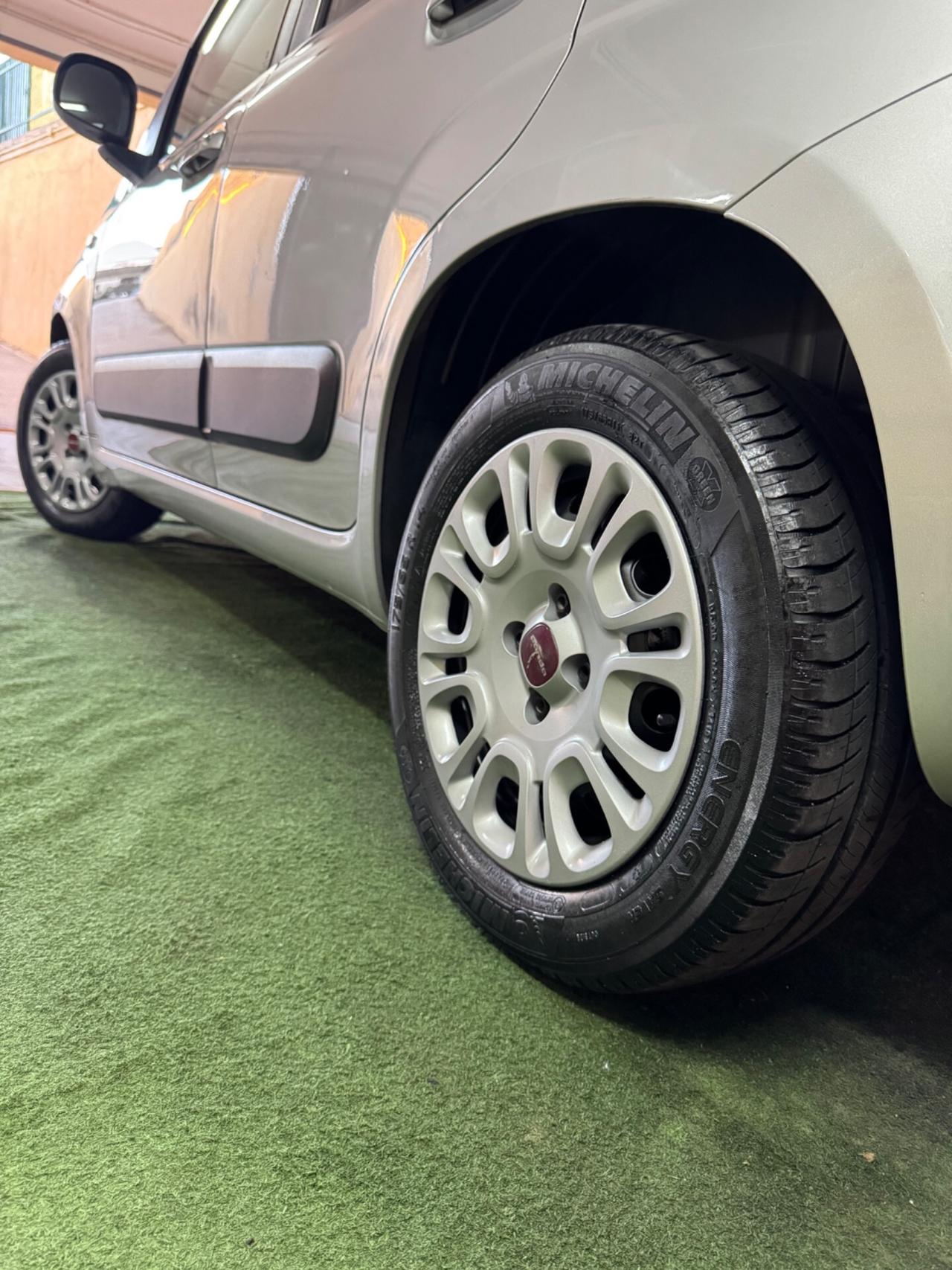 Fiat Panda 1.2 Lounge,90000 Chilometri 2014