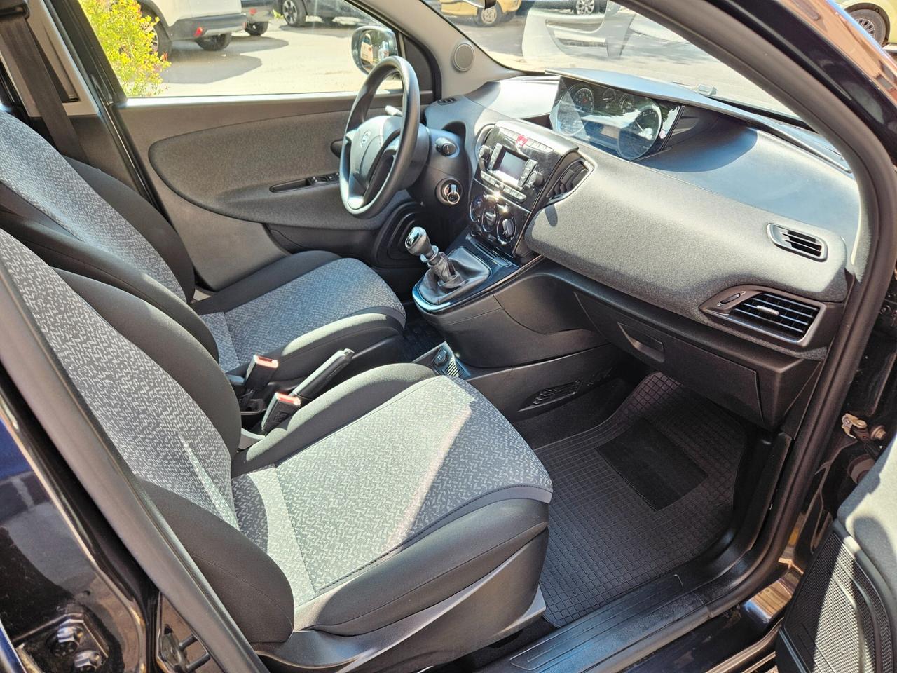 LANCIA YPSILON 1000 NOVEMBRE 2022 CHILOMETRI CERTI