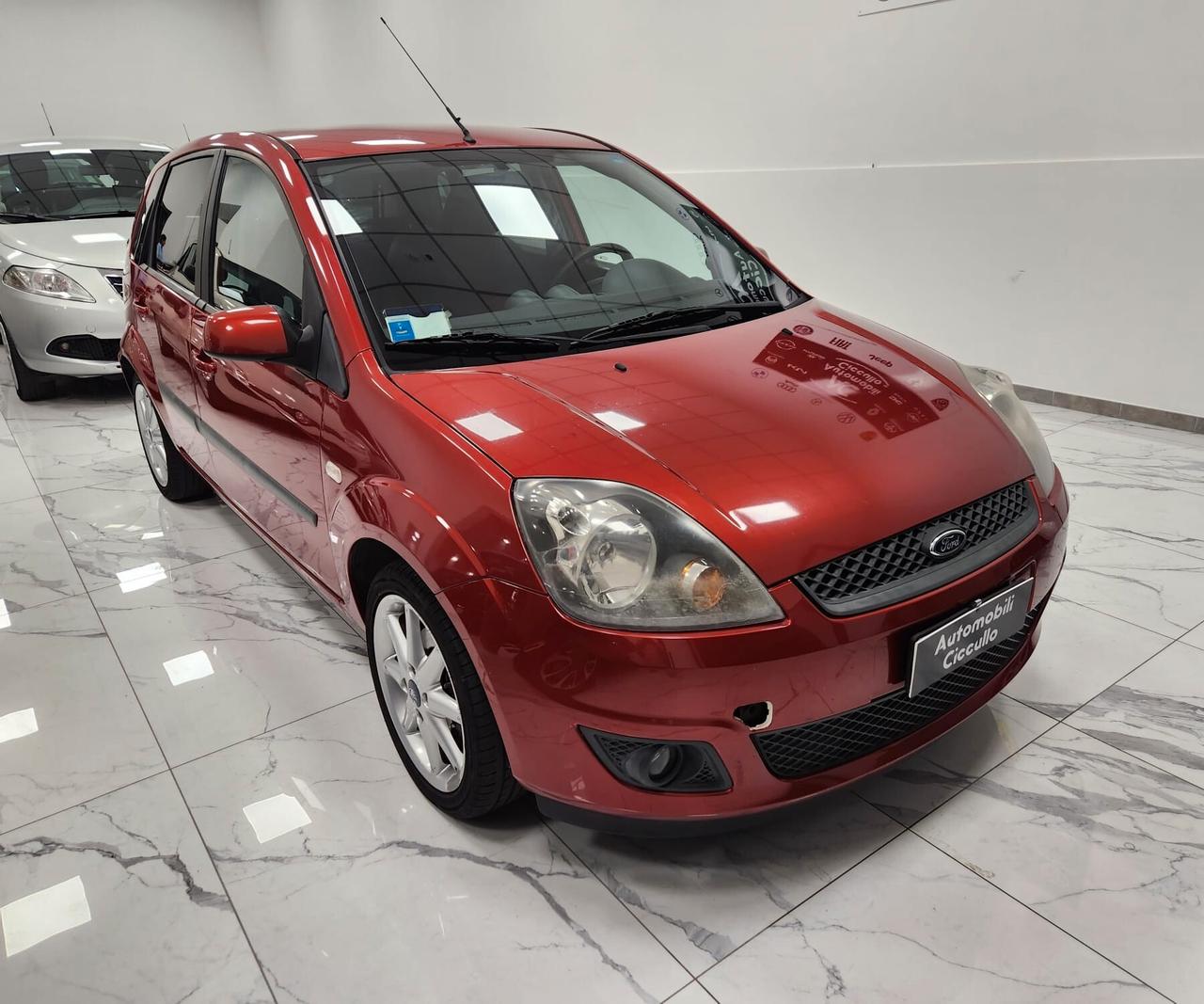 Ford Fiesta 1.4 TDCi 5p. Titanium