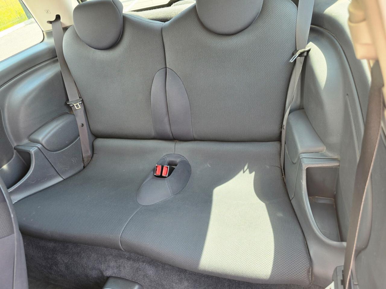 Mini COOPER 1.6 B OK PER NEOPATENTATI
