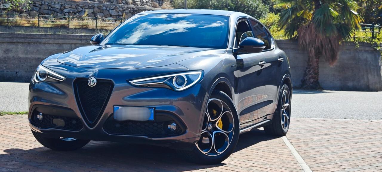 Alfa Romeo Stelvio 2.2 Turbodiesel 210 CV AT8 Q4 Veloce
