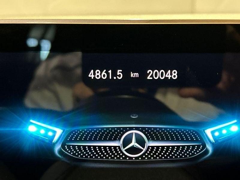 Mercedes-Benz Classe A Berlina 180 Automatic Business 136 cv