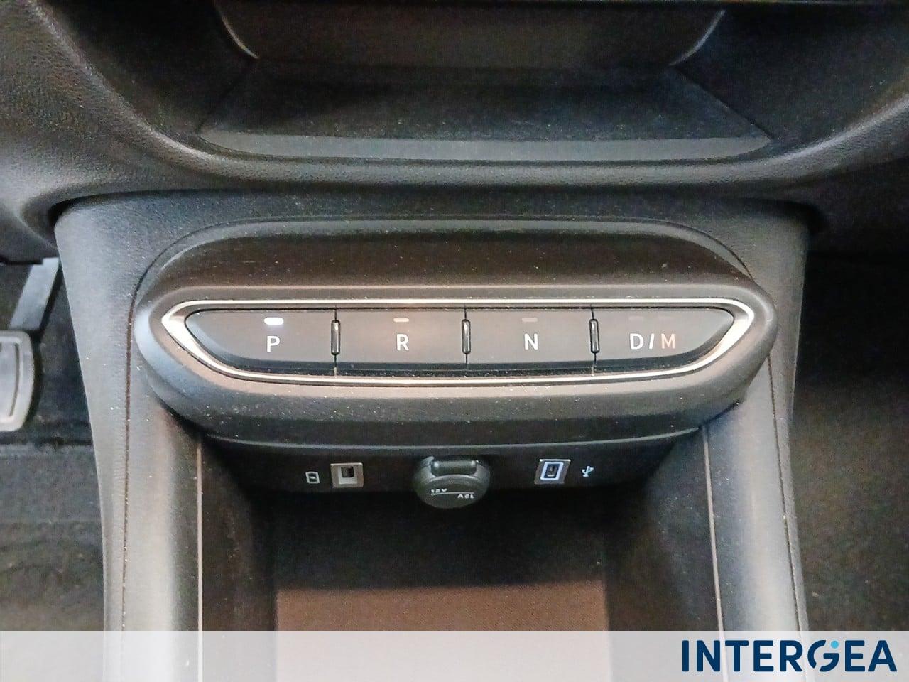 FIAT 600 1.2 hybrid 110cv auto