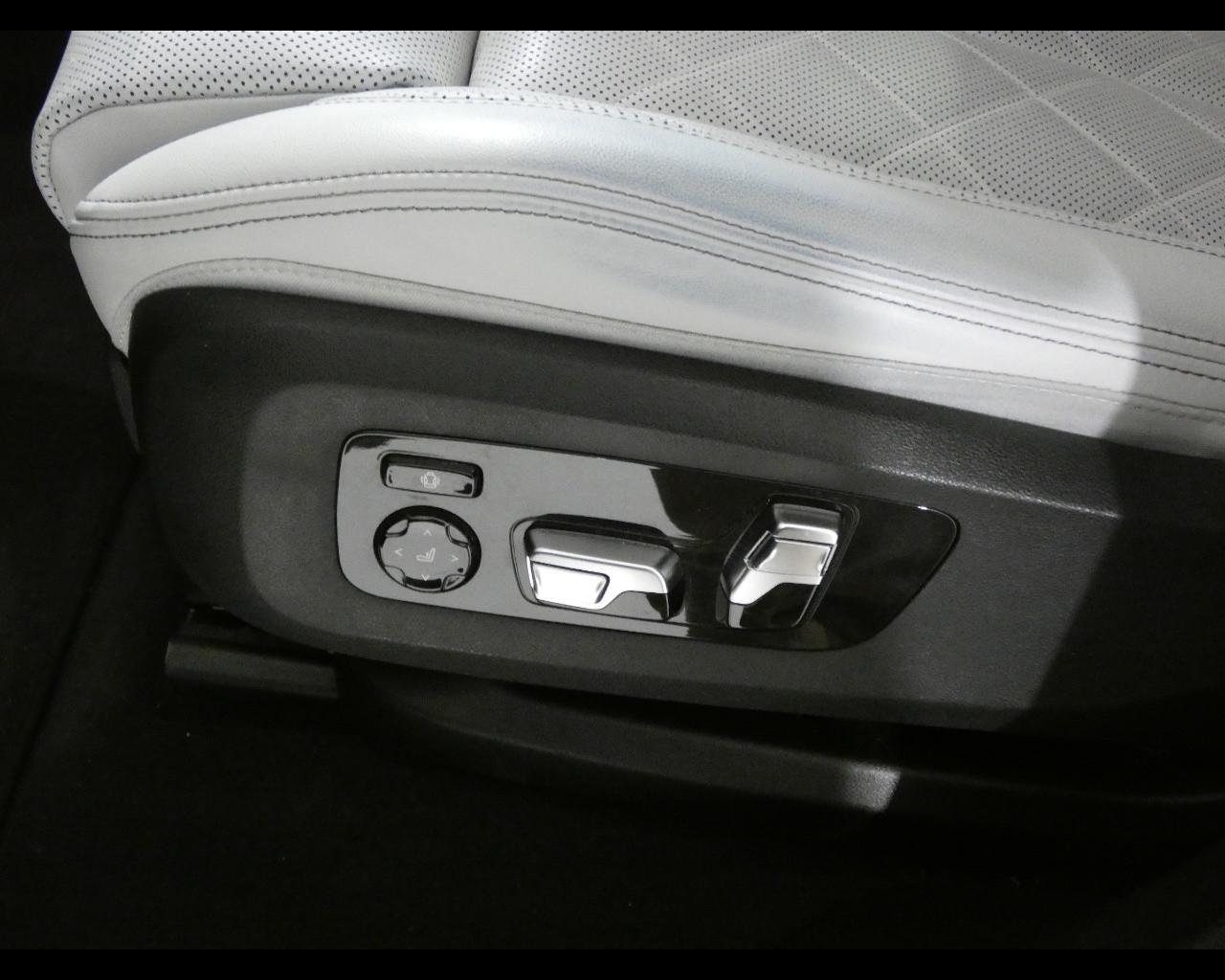 BMW X6 (G06/F96) - X6 xDrive40d 48V Msport Pro