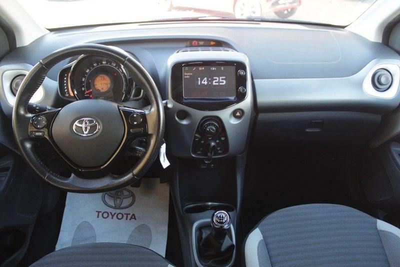 Toyota Aygo Connect 1.0 VVT-i 72 CV 5 porte x-play