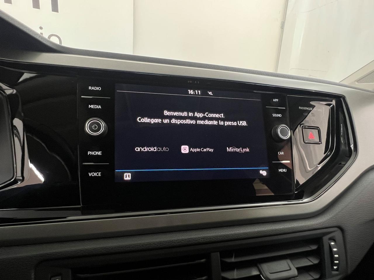 VOLKSWAGEN Polo VI 2017 Polo 5p 1.6 tdi Comfortline 80cv