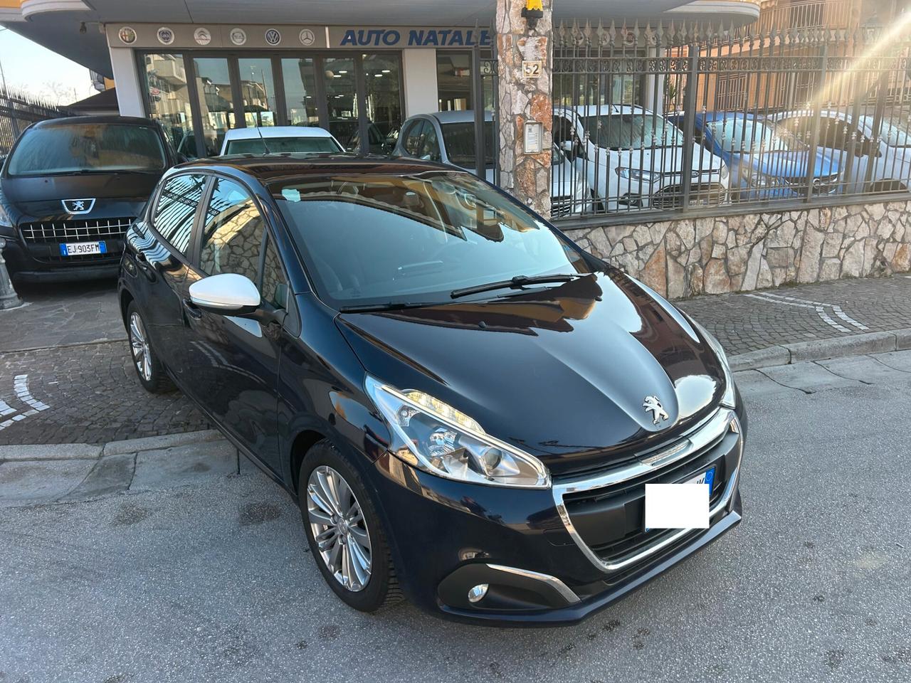 Peugeot 208 PureTech 82 5 porte Allure