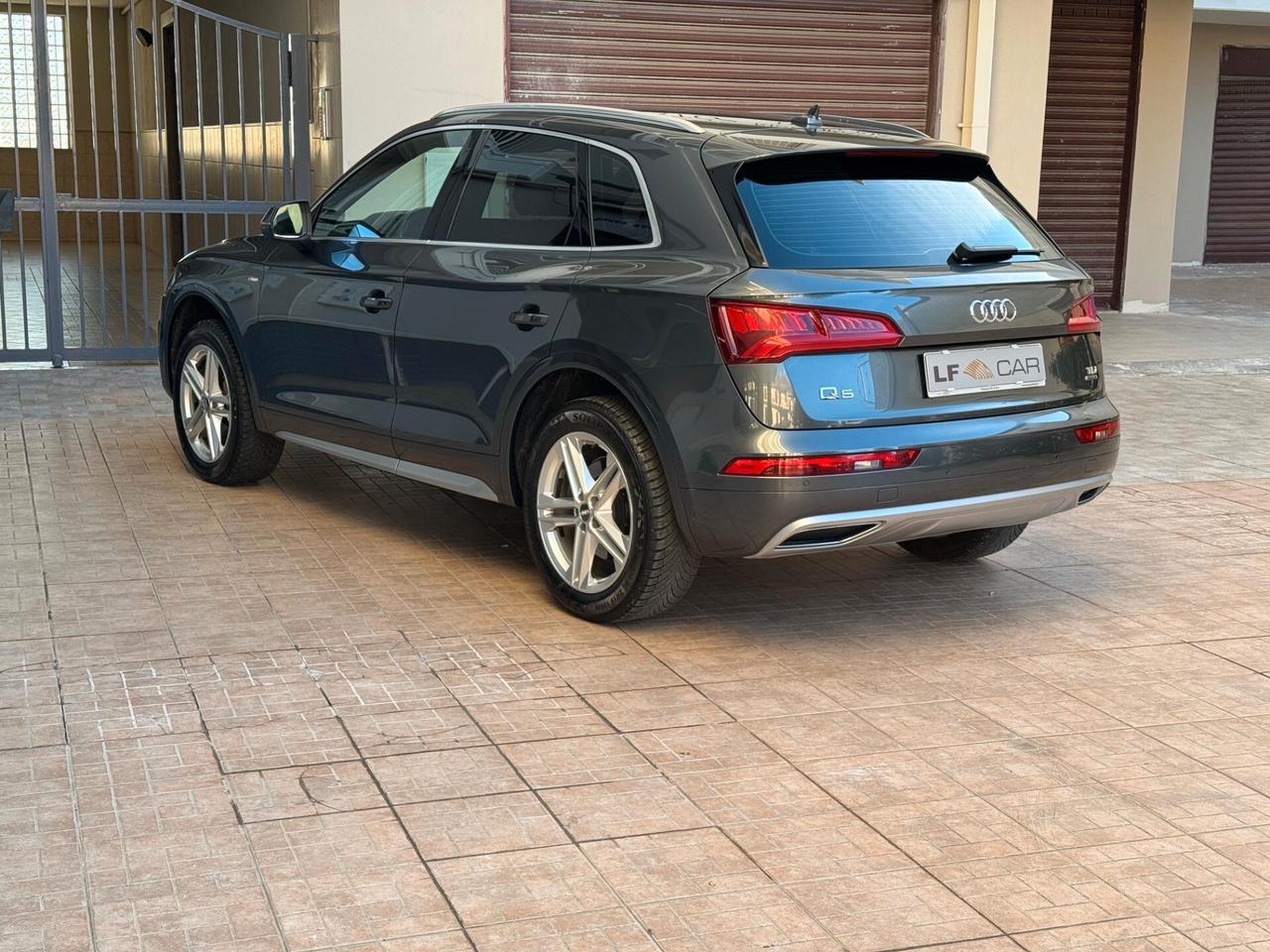 Audi Q5 2.0 TDI 190 cv quattro S tronic S-Line Sport