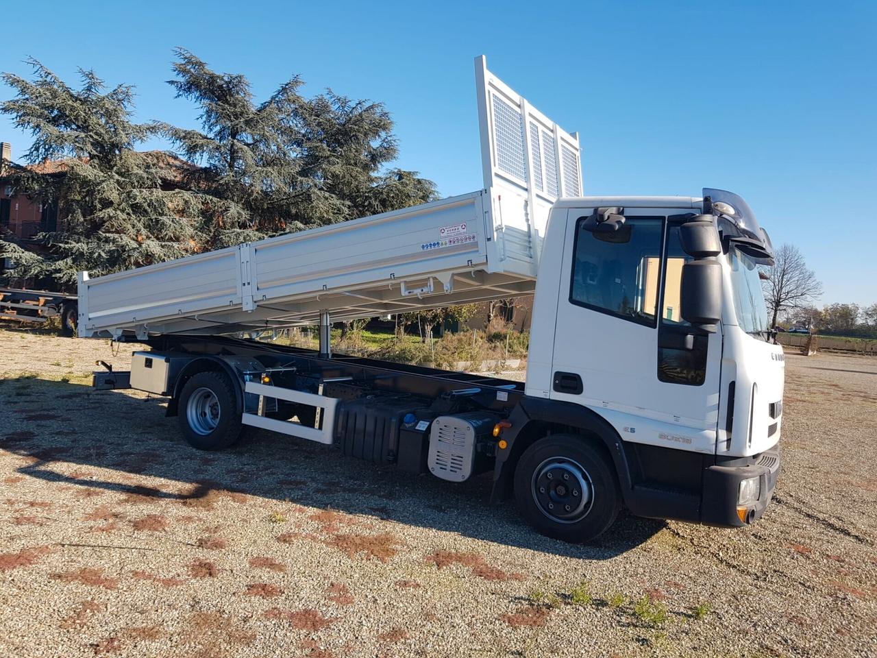 EUROCARGO ML75E18 CASSONE NUOVO