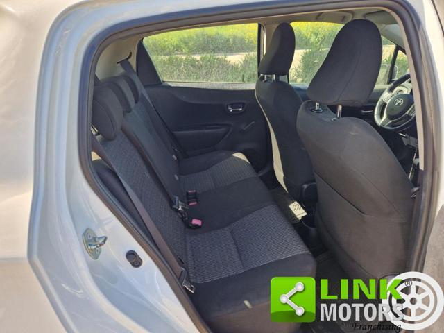 TOYOTA Yaris 1.0 5 porte