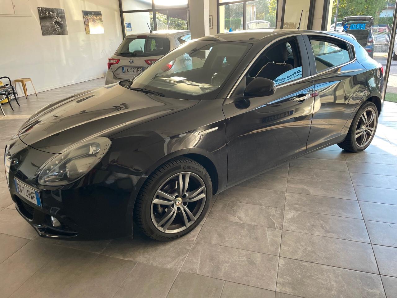 Alfa Romeo Giulietta 1.6 JTDm-2 105 CV Exclusive