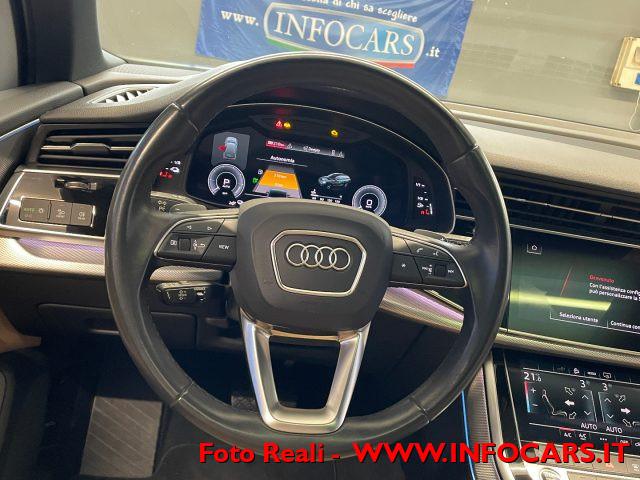 AUDI Q7 55 TFSI e quattro tiptronic Business Iva Esposta