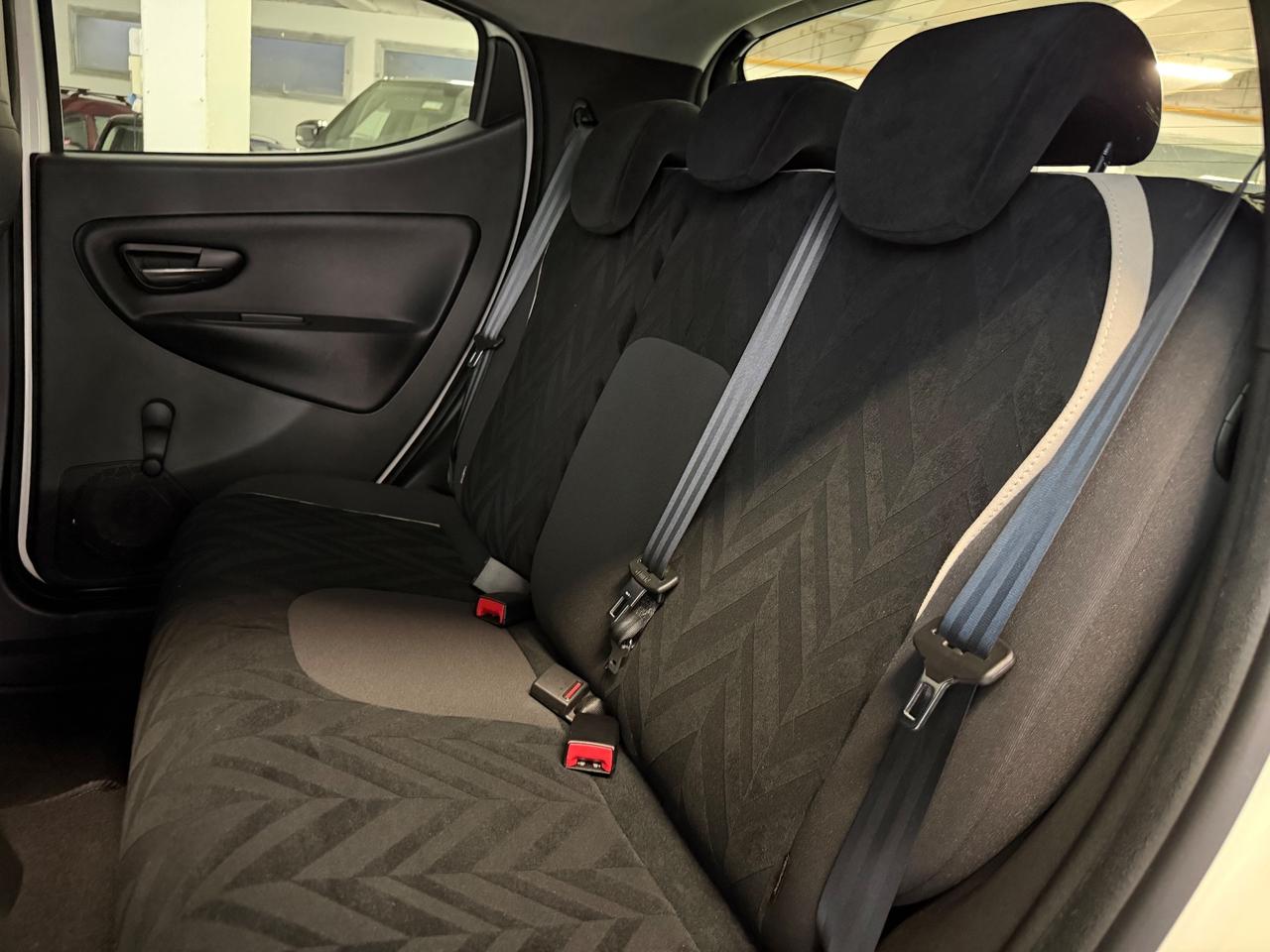 Lancia Ypsilon 1.2 69 CV 5 porte Benz/GPL Ecochic Gold