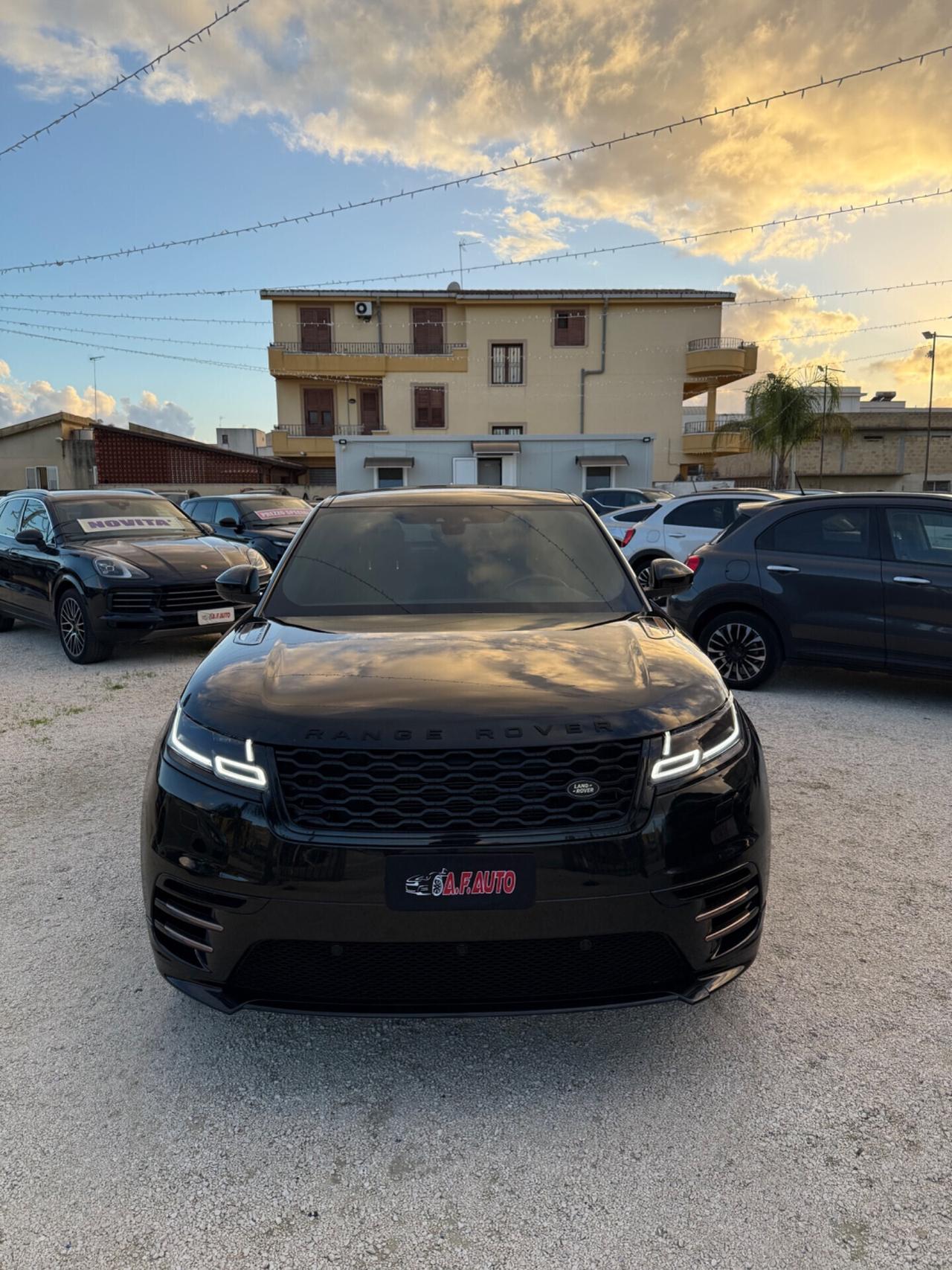 Land Rover Range Velar 2.0D I4 240 CV R-Dynamic