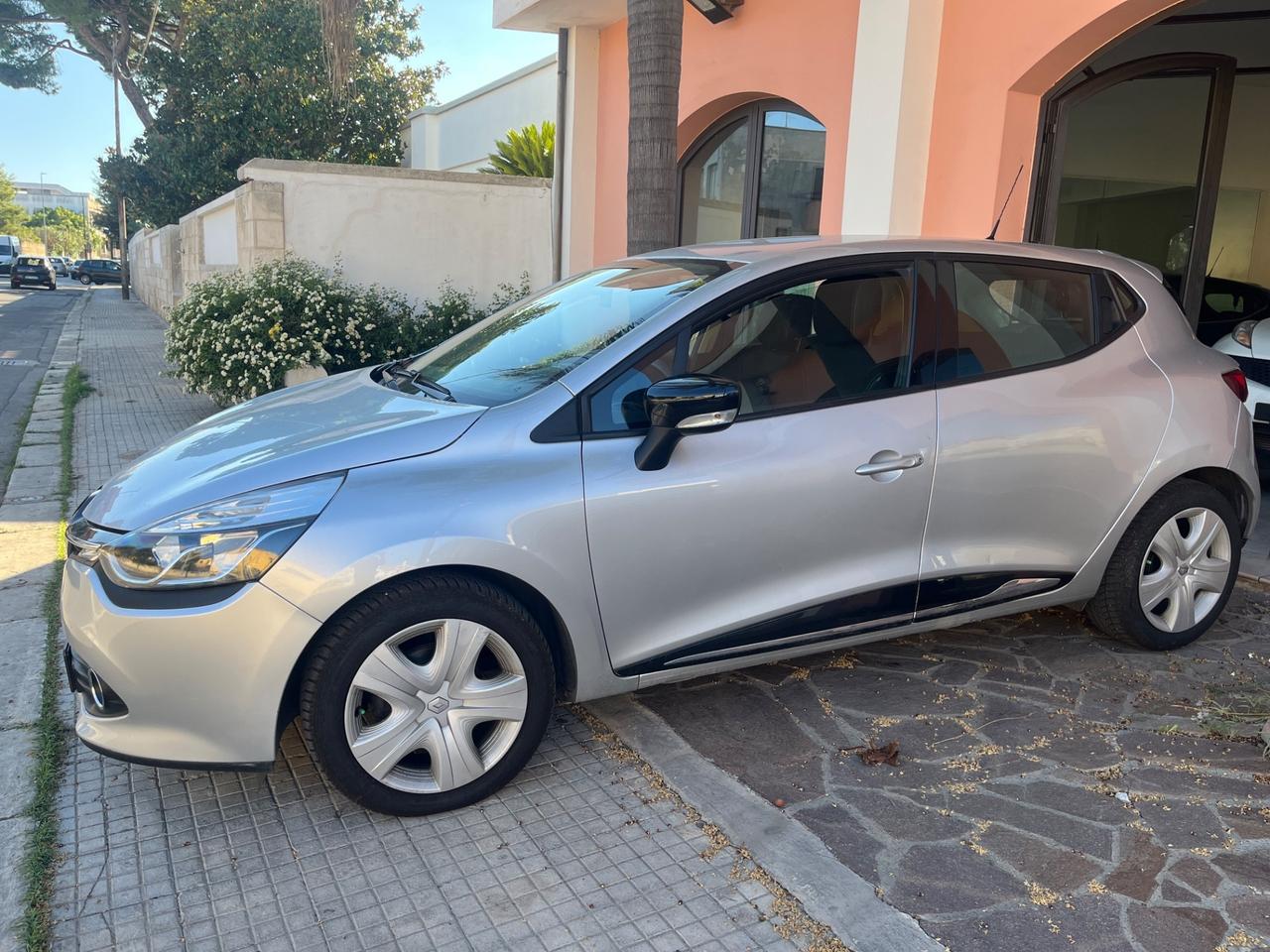 Renault Clio 1.5 dCi 8V 75CV 5 porte Wave