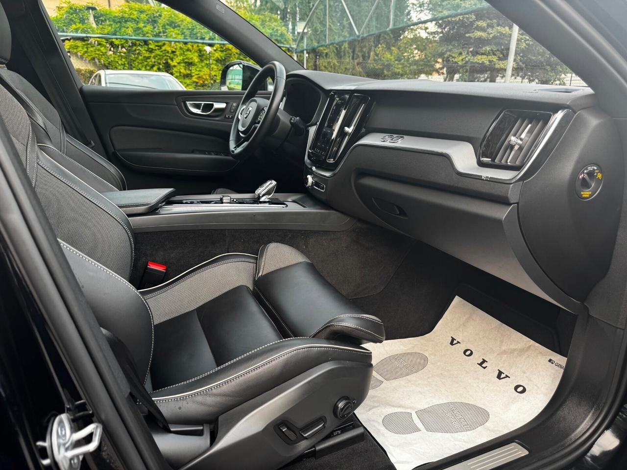 Volvo XC 60 XC60 B4 automatico Plus Dark