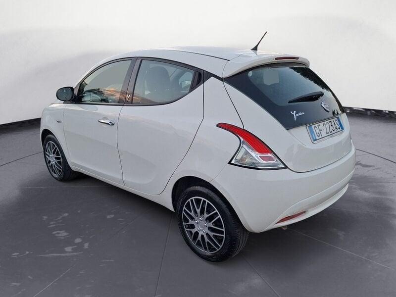 Lancia Ypsilon Ypsilon 1.2 69 CV 5 porte Silver