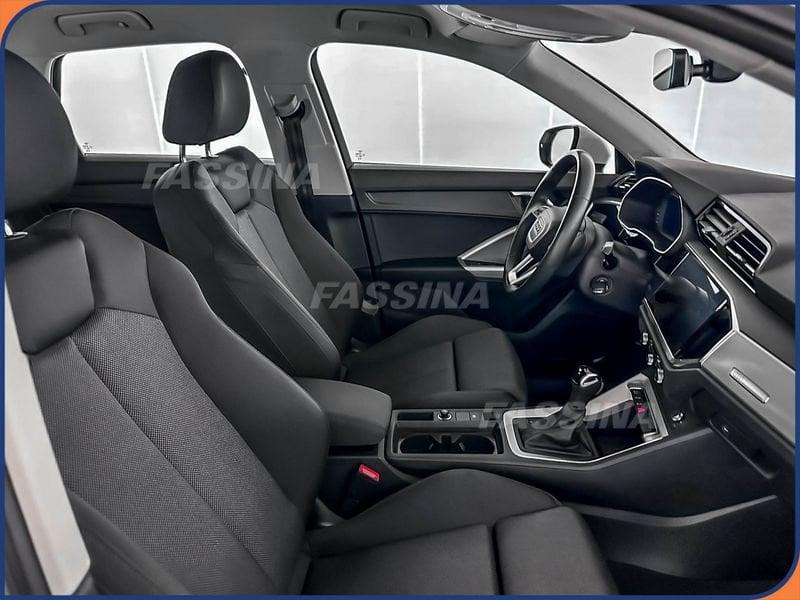 Audi Q3 Q3 35 1.5 tfsi Business Advanced s-tronic