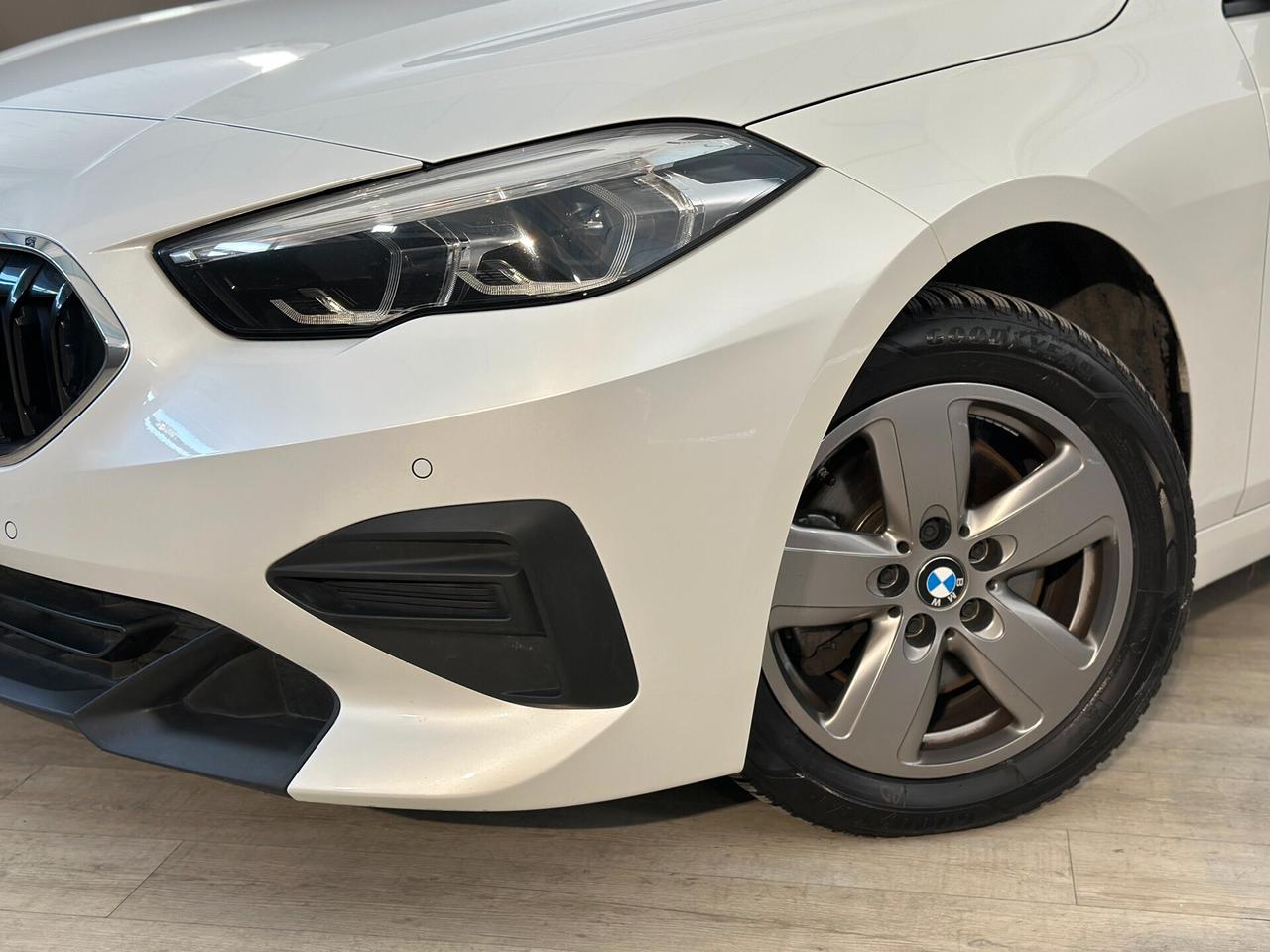 BMW 218 d Gran Coupe Business Advantage