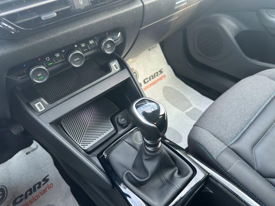 Citroen C4 1.2 puretech Shine s&s 130cv CON TELECAM E CARPLAY