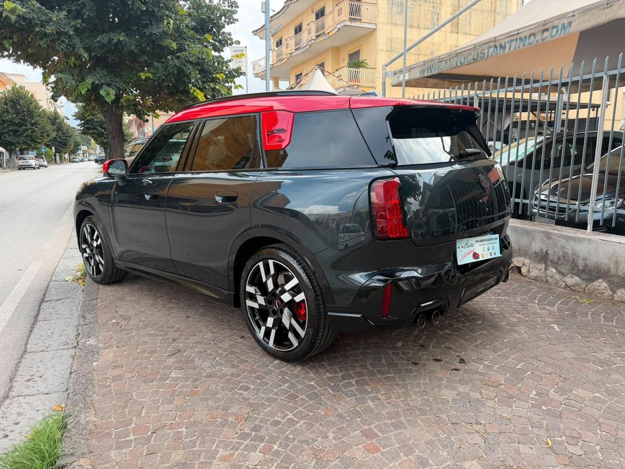 Mini John Cooper Works Countryman ALL4 JCW