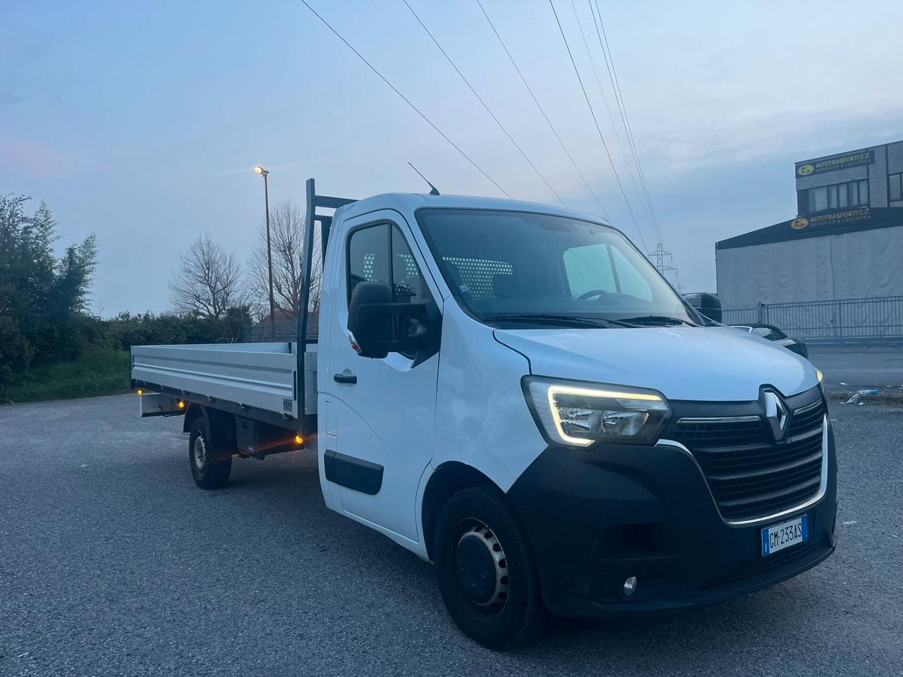Renault Master T35 2.3 dCi 165 extralungooo