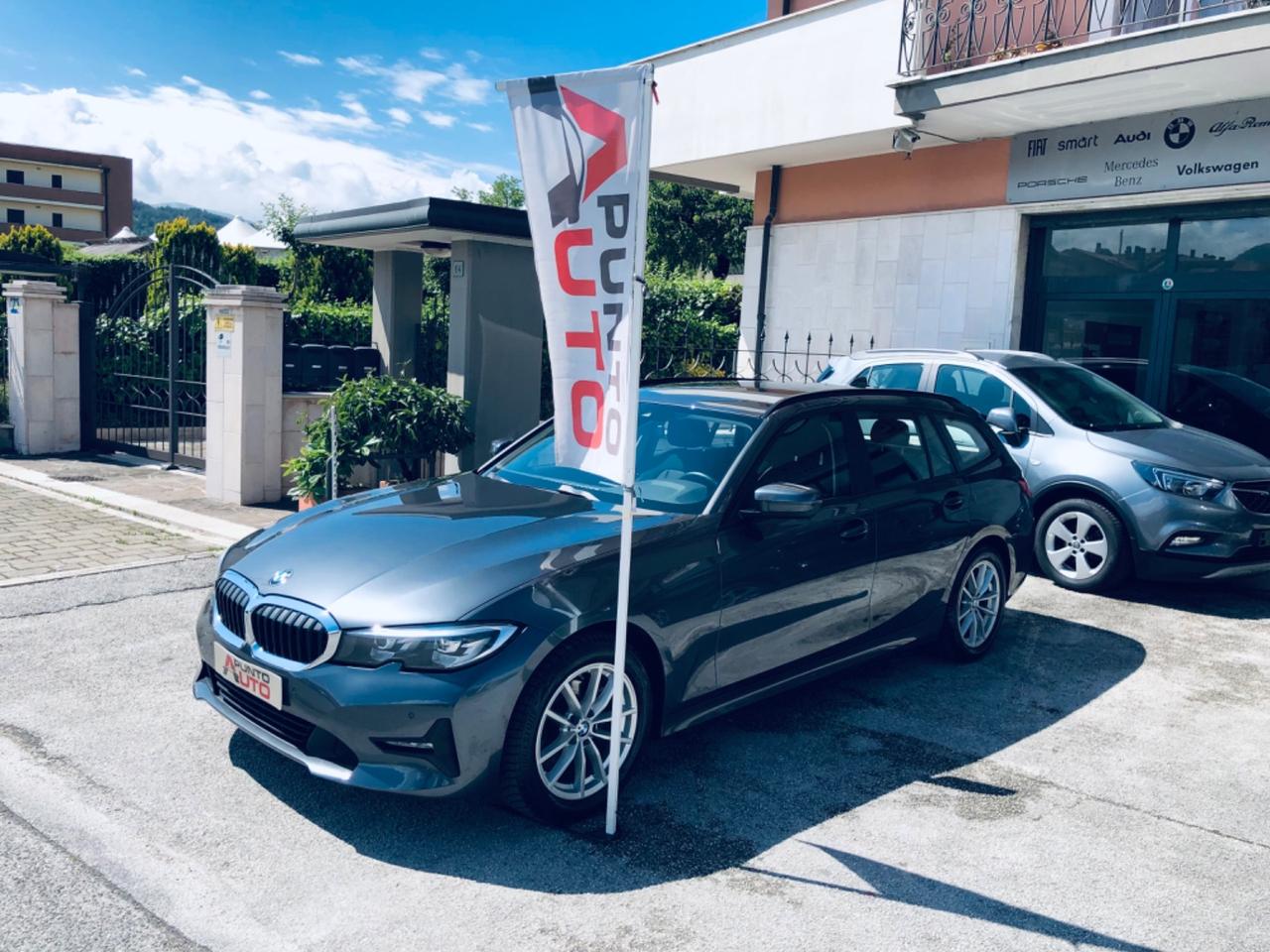 Bmw 318 d hybrid 48V Touring Lounge Business