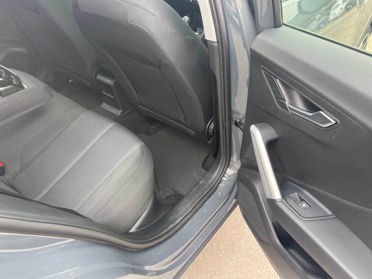 Audi Q2 40 TFSI quattro S tronic Business
