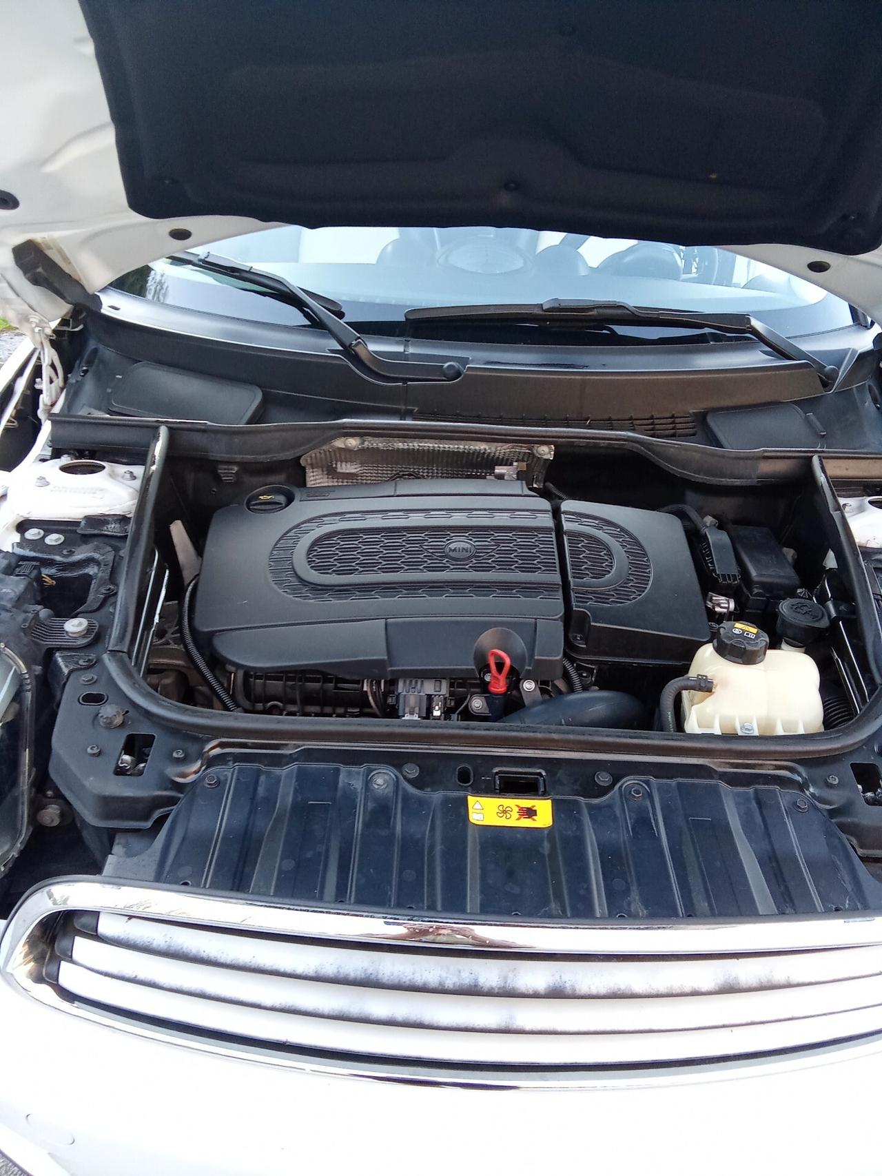 Mini Countryman 1.6 D 015