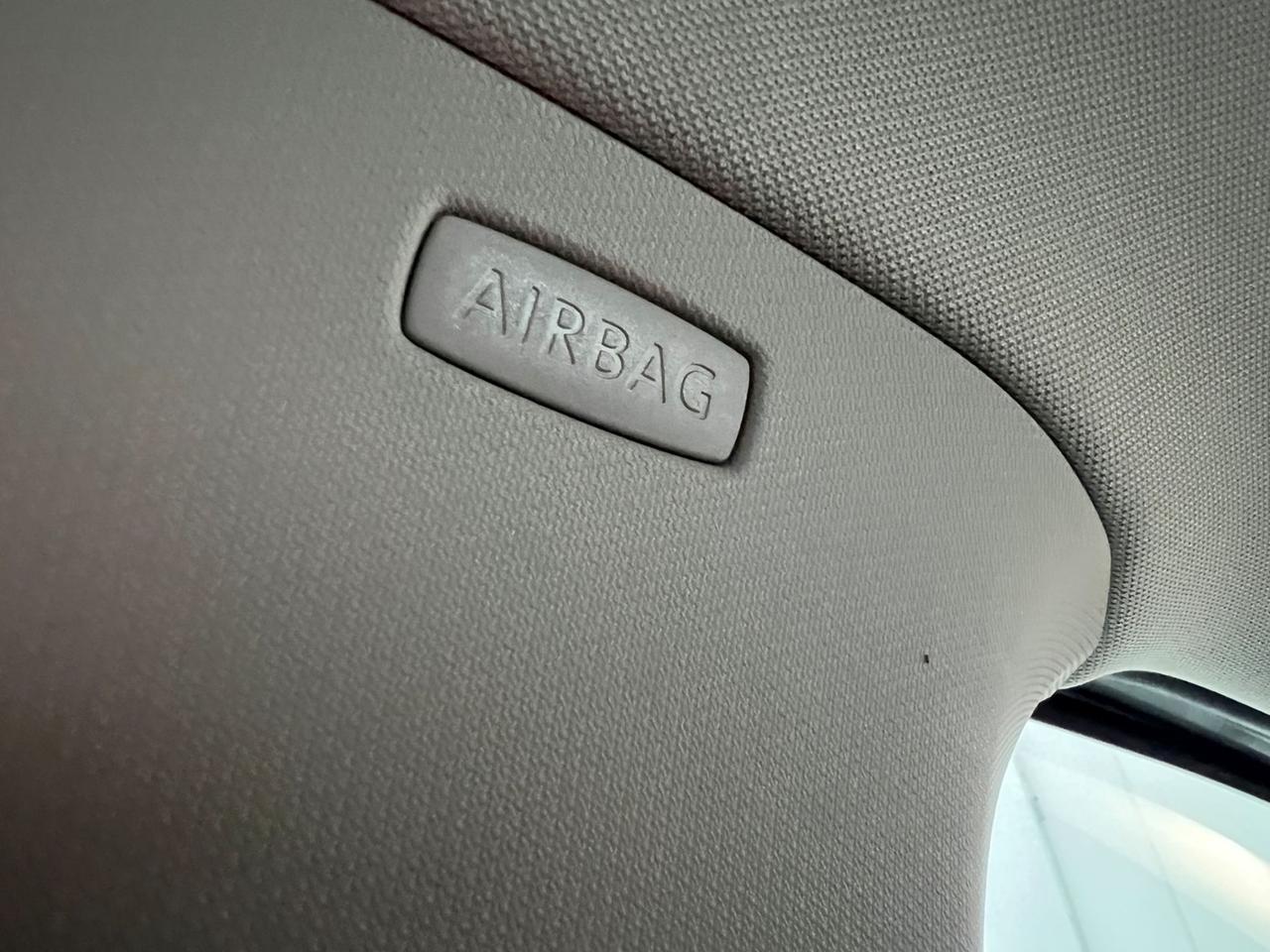 VOLKSWAGEN Touran III 2015 Touran 2.0 tdi Business 122cv