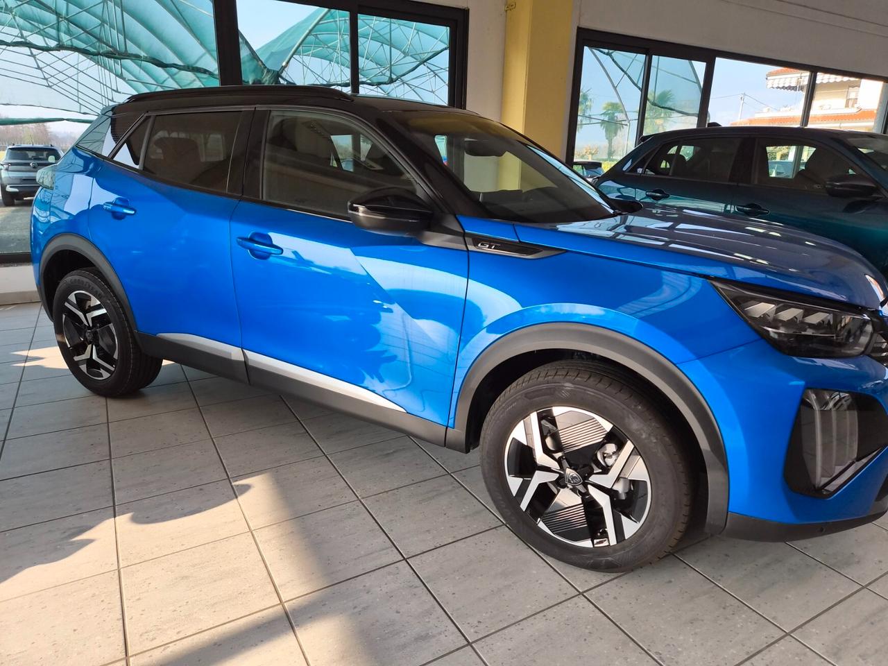 Peugeot 2008 GT puretech 130 eat8 s&s