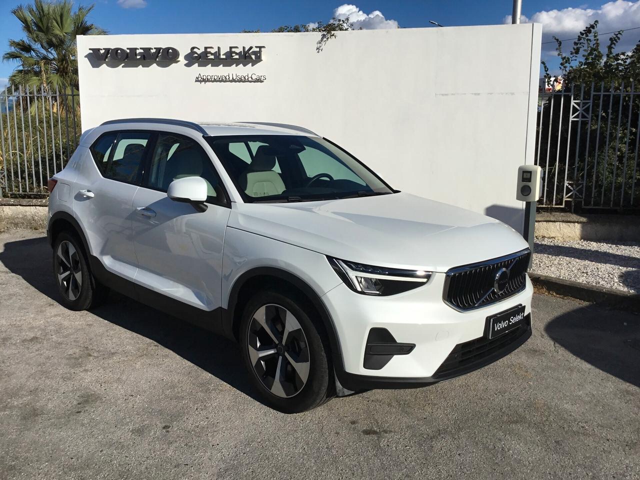 Volvo XC40 B3 automatico Core