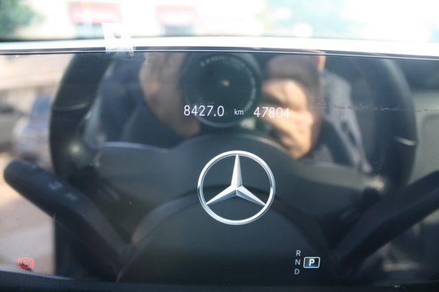 MERCEDES-BENZ GLB 180 d Automatic Business Extra