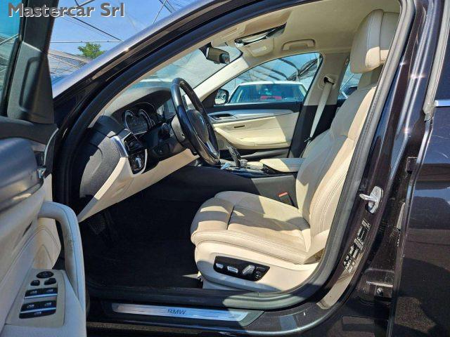 BMW 530 Berlina 530d xdrive Business 249cv auto - FR415SE