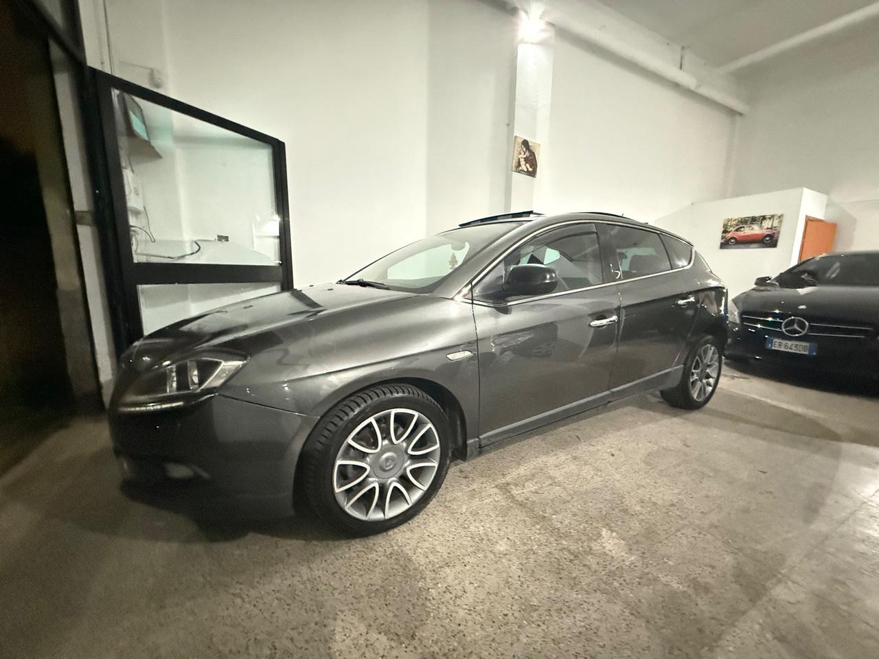 Lancia Delta 1.6 MJT DPF Platino