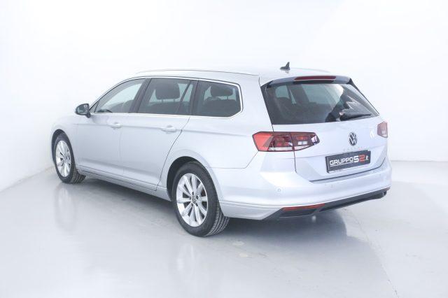 VOLKSWAGEN Passat Variant 2.0 TDI SCR EVO DSG Business Vetri Oscurati