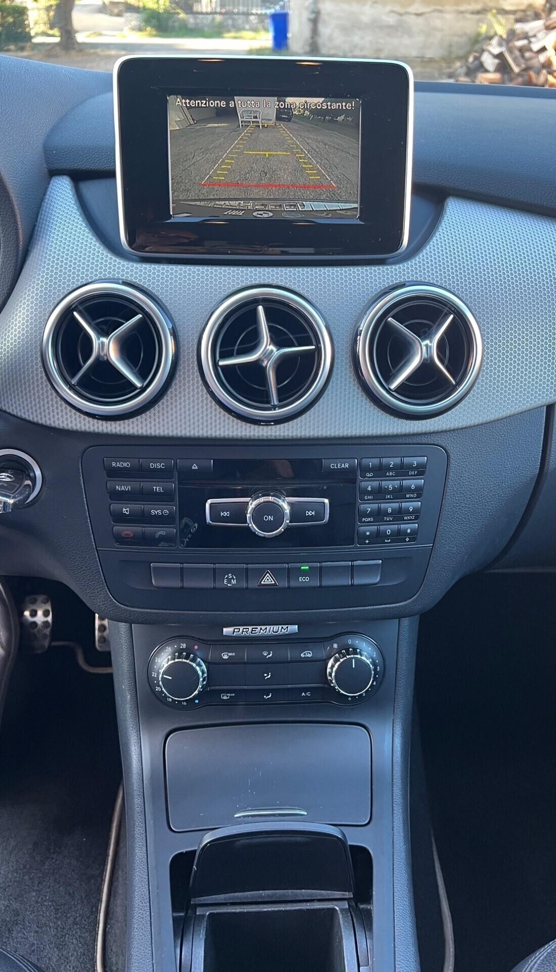 Mercedes-benz B 180 d Automatic AMG Line Advanced